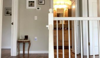 40 Web Ave 214, North Kingstown, RI 02852