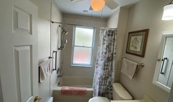 34 N Montgomery Ave, Atlantic City, NJ 08401