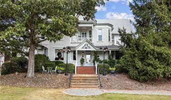 115 S Main St, Adairsville, GA 30103