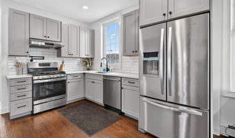 20 Woodland Ave, Avon By The Sea, NJ 07717