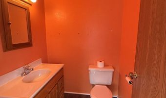 6064 227Th St, Albia, IA 52531