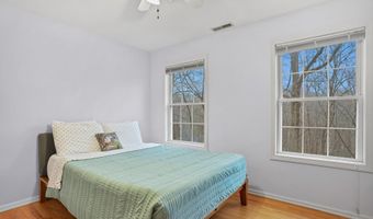 188 Falls Rd, Bethany, CT 06524