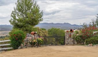 49185 Tomahawk Ct, Aguanga, CA 92536
