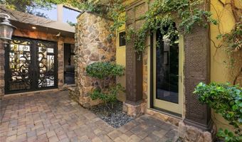 33 Promontory Ridge Dr, Las Vegas, NV 89135