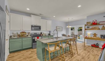 135 Couplet Dr, Athens, GA 30606