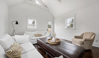 810 KINGS Hwy, Lewes, DE 19958