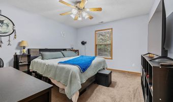 421 Manahan Dr, Angola, IN 46703