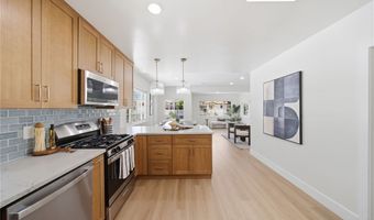 819 Rosemont, Los Angeles, CA 90026