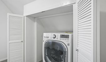 23 W 42ND St 3, Bayonne, NJ 07002