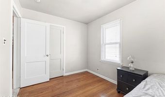 7686 Winona Ave, Allen Park, MI 48101