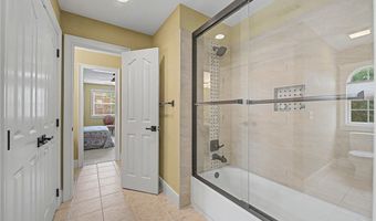 219 Ridgefield St, Bentonville, AR 72712