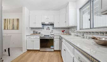 1466 Greenbriar Blvd, Boulder, CO 80305
