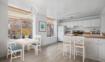 642 15TH St S 2, Arlington, VA 22202