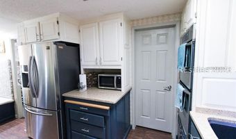 14 Mickey D Ln, Beaufort, SC 29907