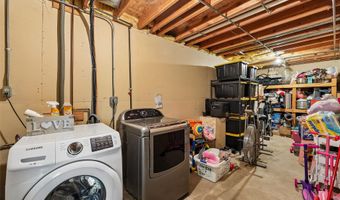 1000 9th Ave NW, Altoona, IA 50009