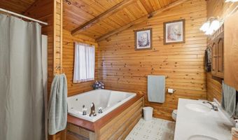 856 Matteson Rd, Bennington, VT 05201