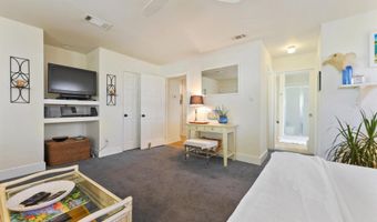 424 Riverview Dr, Bay St. Louis, MS 39520
