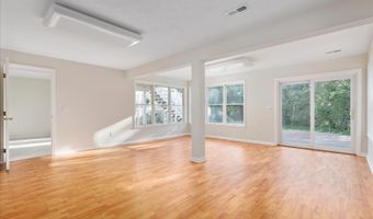 43870 LUDLUM Ct, Ashburn, VA 20147