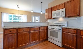 40431 N Fairview St, Antioch, IL 60002