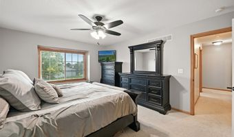 1333 2nd Ave SW, Altoona, IA 50009