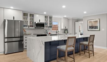 5190 BEDLINGTON Ter, Alexandria, VA 22304