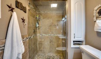 1700 Riverwood Dr, Bismarck, ND 58504