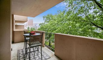 4141 N HENDERSON Rd 322, Arlington, VA 22203