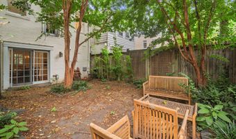 3301 NW DENT Pl NW, Washington, DC 20007