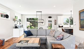 82 Frances St, Asheville, NC 28806