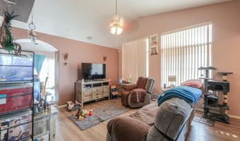 8735 W PINEVETA Dr W, Arizona City, AZ 85123