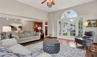 1511 Colleen Ave, Arden Hills, MN 55112