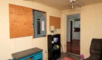 162 Monroe St, Alderson, WV 24910