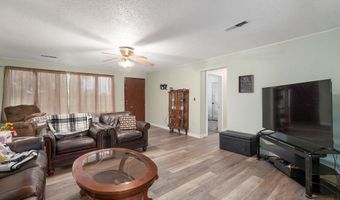 1315 E Church St, Aurora, MO 65605