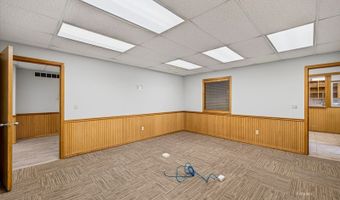 975 5th St, Elko, NV 89801