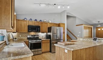 7225 Blue Maple Trl, Madison, WI 53719