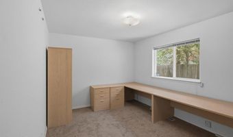 3840 Reflection Dr, Anchorage, AK 99504