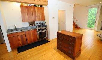 968 Centebar Rd, Albany, VT 05845