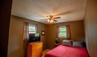 615 W State St, Algona, IA 50511