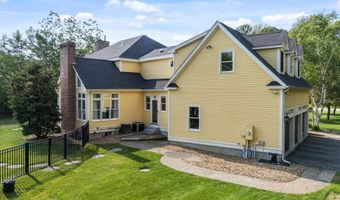 3 Baldwin Ln, Bedford, NH 03110