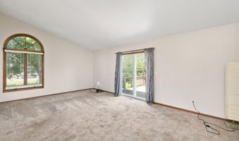716 718 SE Magazine Rd, Ankeny, IA 50021