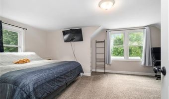 96 Dexter Rd, Scituate, RI 02857