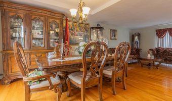 33 Carriage Way, North Providence, RI 02904