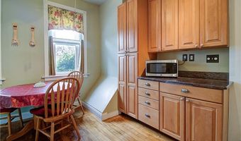 13 Blackstone St, Cumberland, RI 02864