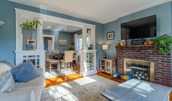 135 Russett Rd 2, Boston, MA 02132
