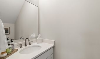 2302 SW Parkway Ln, Ankeny, IA 50023