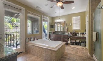 2706 Vistamonte Gln, Escondido, CA 92027