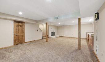 5018 Morse Rd, Alexandria, OH 43001