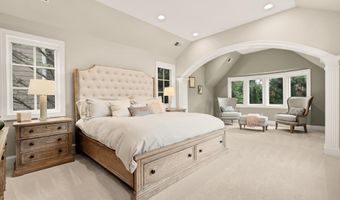5606 WILSON Ln, Bethesda, MD 20814