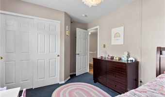 1708 Stoney Terrace Dr, Ballwin, MO 63021