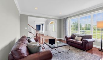 42 Ridgeview Way, Allentown, NJ 08501